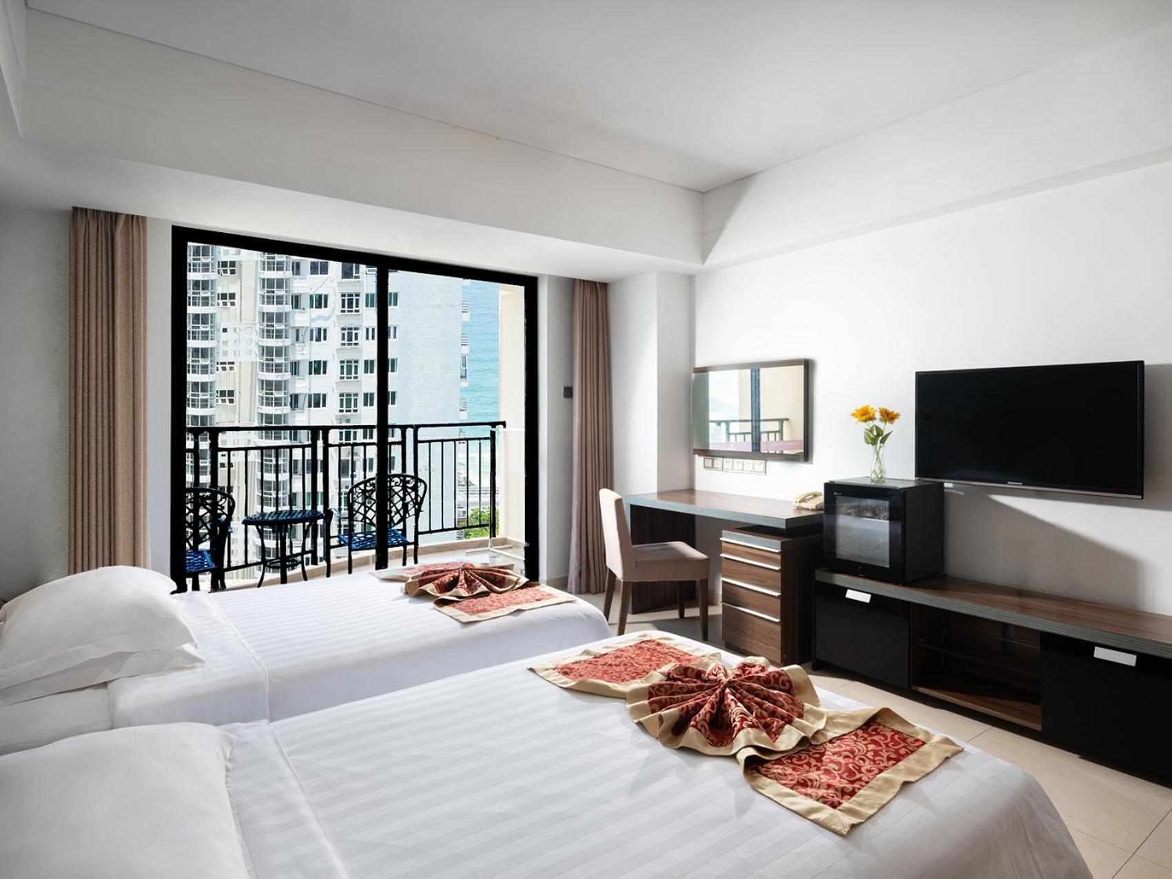 Barry Boutique Hotel Санья Экстерьер фото