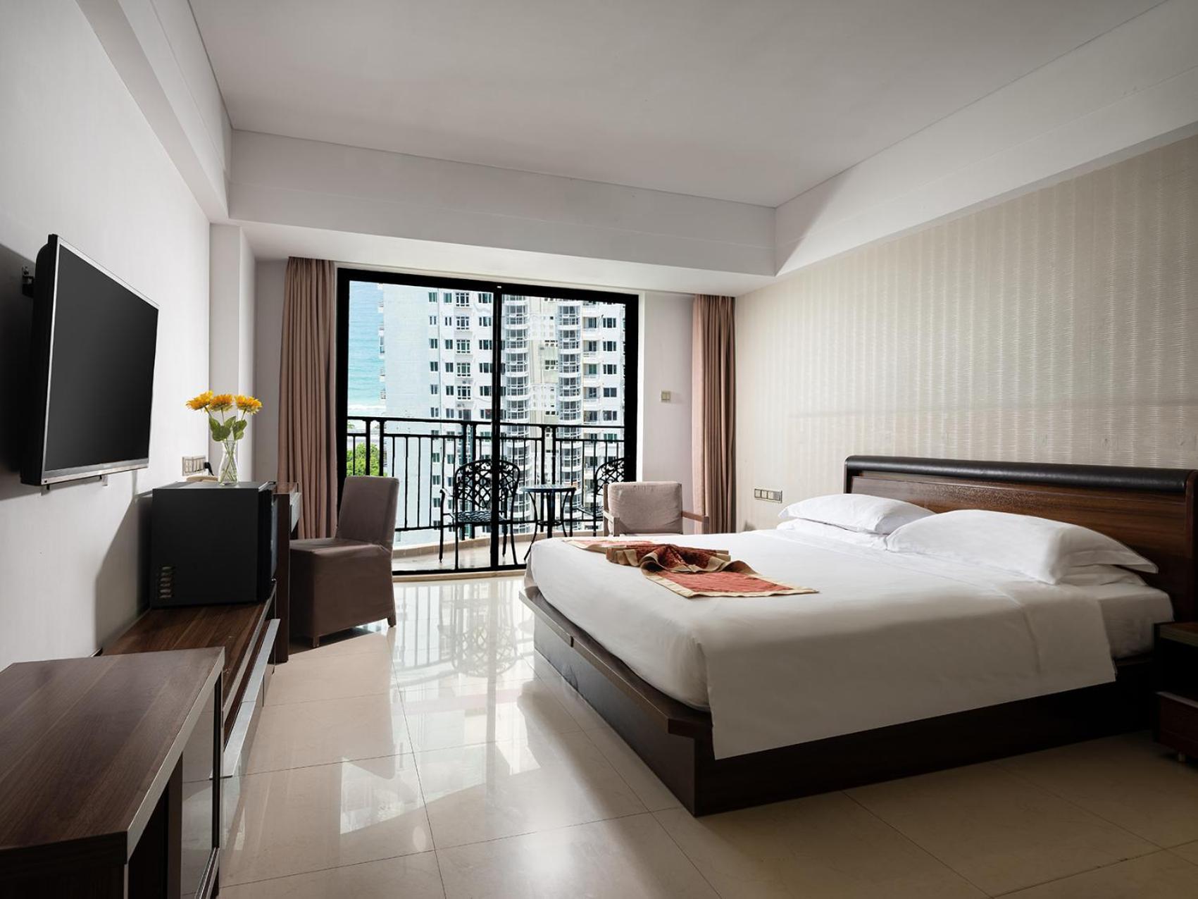 Barry Boutique Hotel Санья Экстерьер фото
