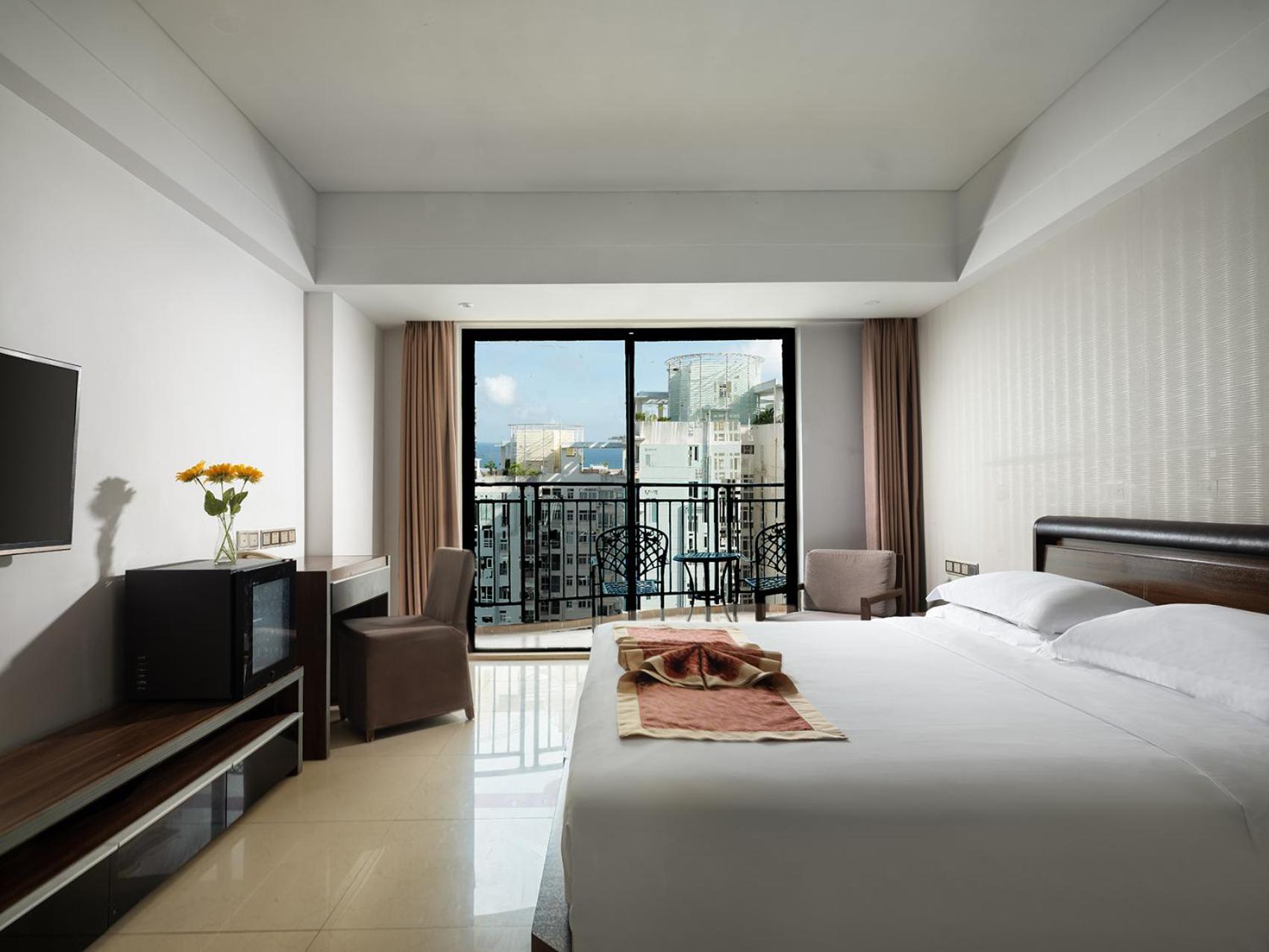 Barry Boutique Hotel Санья Экстерьер фото