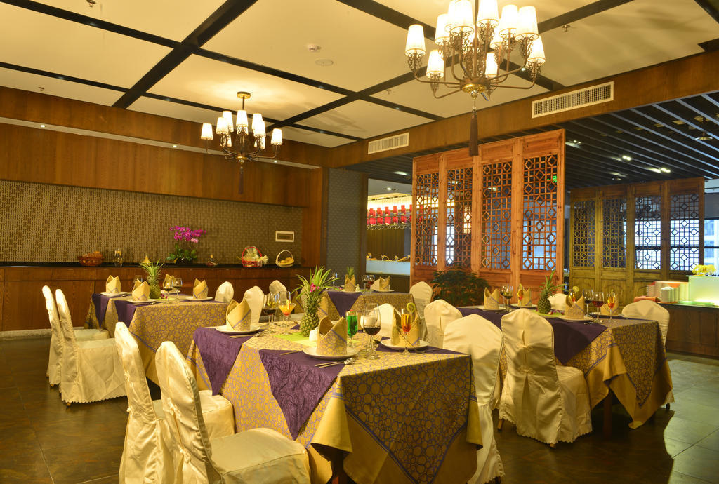 Barry Boutique Hotel Санья Экстерьер фото